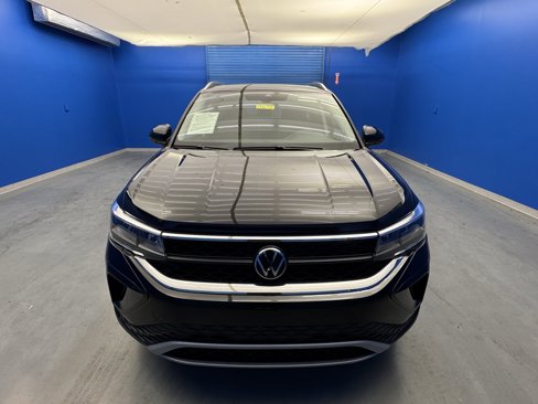 Used 2023 Volkswagen Taos SE image 28