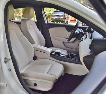 Used 2021 Mercedes-Benz A 220 w/ Premium Package image 26