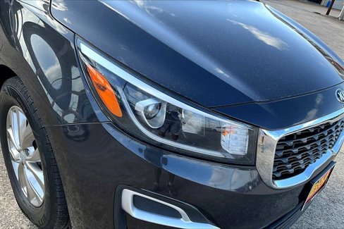 Used 2020 Kia Sedona LX image 25