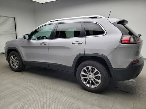 Used 2019 Jeep Cherokee Latitude Plus w/ Cold Weather Group image 3