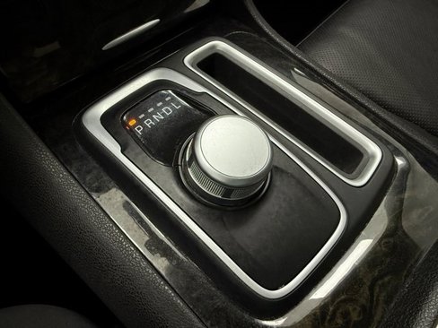 Used 2019 Chrysler 300 Limited image 19