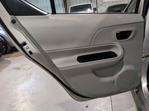 Used 2012 Toyota Prius C Three image 16