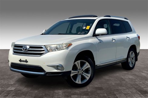 Used 2013 Toyota Highlander Limited image 2