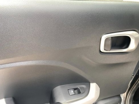 New 2025 Hyundai Venue SEL image 31