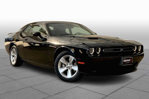 Certified 2023 Dodge Challenger SXT image 2