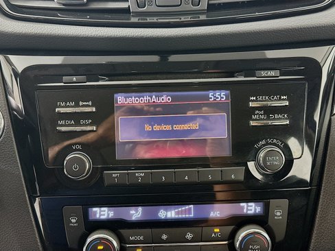 Used 2018 Nissan Rogue Sport SV image 19