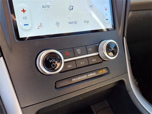 Used 2022 Ford Edge SEL image 15