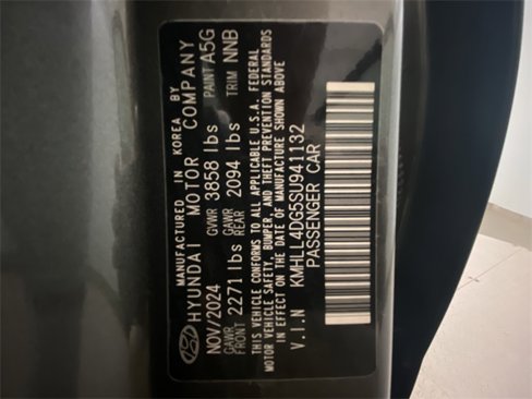 New 2025 Hyundai Elantra SE image 26
