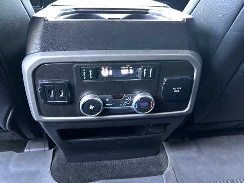 Used 2019 Ford Expedition Max XLT w/ Equipment Group 202A image 22