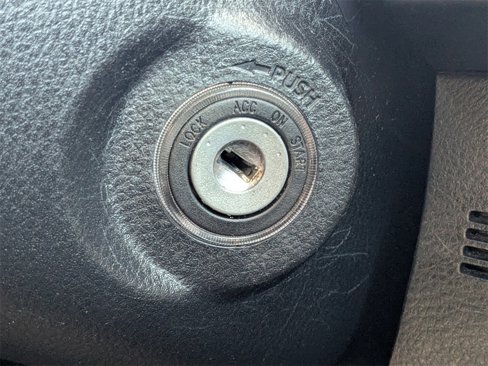 Used 2023 Toyota Tacoma SR image 29
