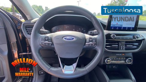 Used 2021 Ford Escape SE w/ SE Sport Appearance Package image 18