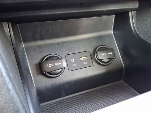 Used 2020 Hyundai Elantra Value Edition w/ Winter Weather Package image 24