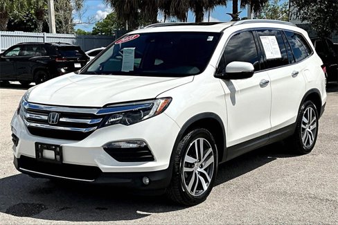 Used 2018 Honda Pilot Touring image 9