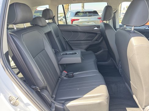 Certified 2023 Volkswagen Tiguan SE image 35