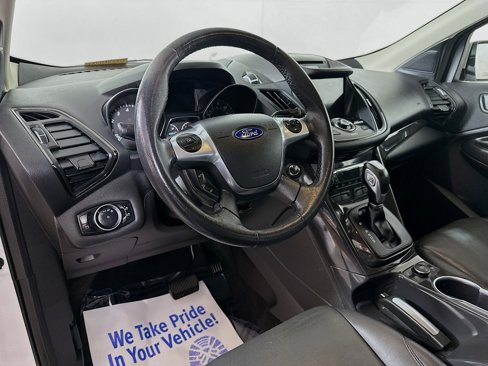 Used 2016 Ford Escape Titanium w/ Equipment Group 301A image 9