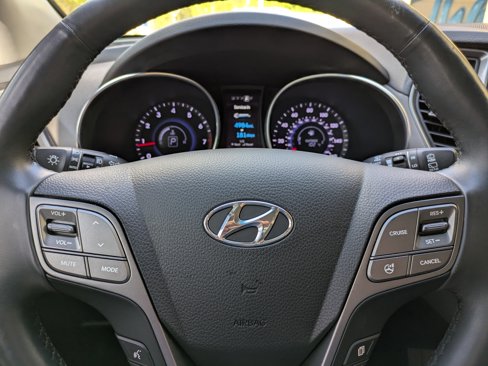 Used 2015 Hyundai Santa Fe Limited w/ Option Group 04 image 25