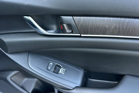 Used 2019 Honda Accord EX-L image 20