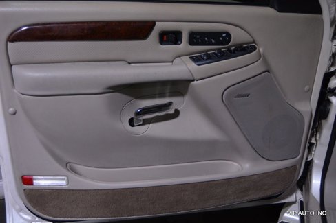 Used 2005 Cadillac Escalade AWD image 9