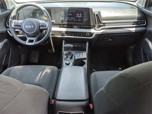 Used 2023 Kia Sportage LX image 13