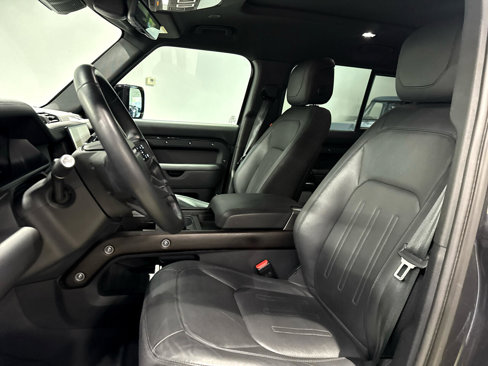 Used 2024 Land Rover Defender 130 X image 17