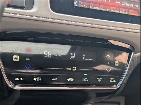 Used 2018 Honda HR-V EX-L image 17