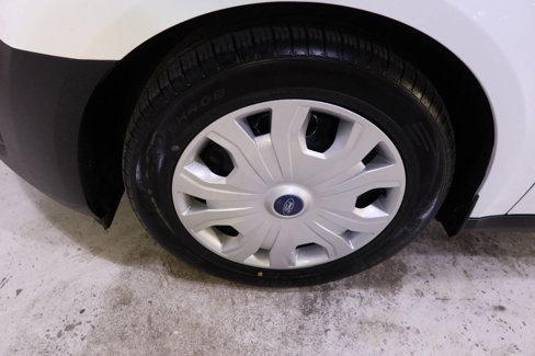 Used 2020 Ford Transit Connect XL image 10