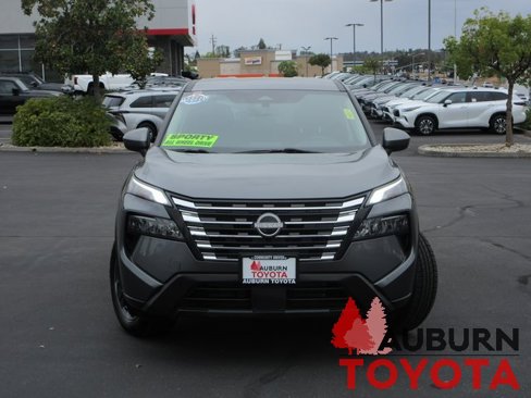 Used 2024 Nissan Rogue SV image 23