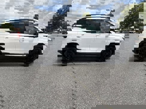 Certified 2021 GMC Terrain SLE w/ Elevation Edition image 30