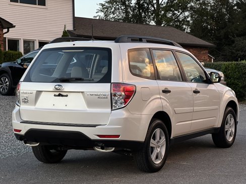 Used 2010 Subaru Forester 2.5X image 3