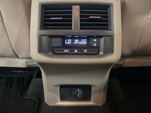 Used 2019 Volkswagen Atlas SE image 31