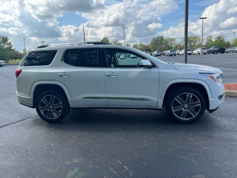 Used 2019 GMC Acadia Denali image 6