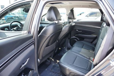 Used 2022 Hyundai Tucson SEL w/ Convenience + Premium Package image 17