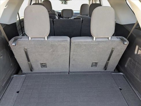 Used 2020 Ford Explorer XLT image 6