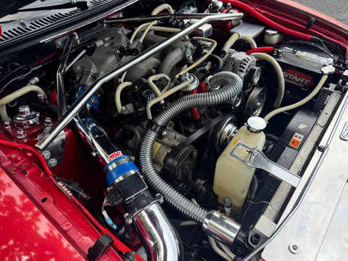 Used 2004 Ford Mustang Deluxe Convertible image 19