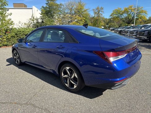 Certified 2023 Hyundai Elantra SEL w/ Convenience Package image 17