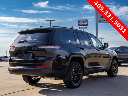 New 2025 Jeep Grand Cherokee L Altitude image 9