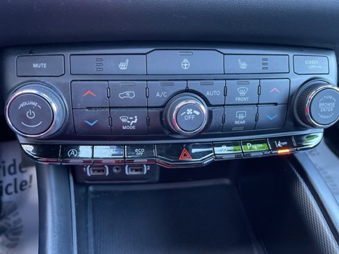Used 2022 Dodge Durango GT image 24