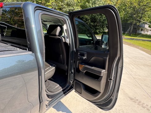 Used 2018 Chevrolet Silverado 1500 LTZ w/ Max Trailering Package image 31
