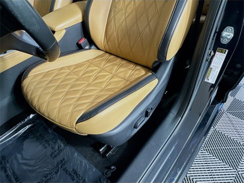 Used 2021 Nissan Sentra SV w/ SV Premium Package image 16