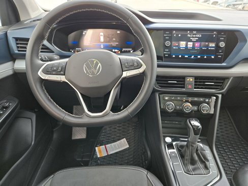 New 2024 Volkswagen Taos SE image 9