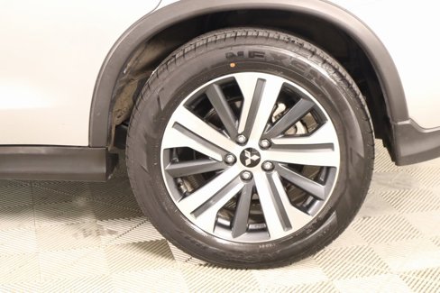 Used 2024 Mitsubishi Outlander Sport SE image 19