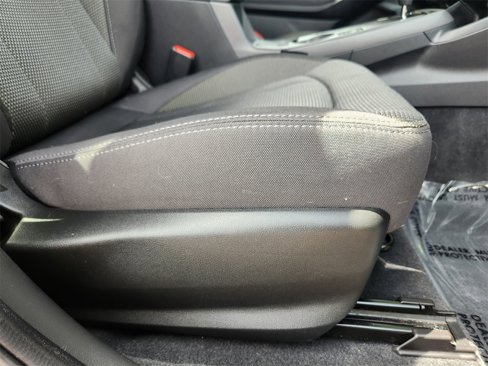 Used 2024 Subaru Crosstrek 2.0i Premium image 26