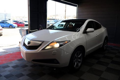 Used 2010 Acura ZDX w/ Technology Package image 3