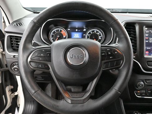 Used 2019 Jeep Cherokee Trailhawk image 15
