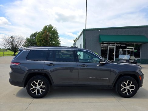 Used 2024 Jeep Grand Cherokee L Limited image 13