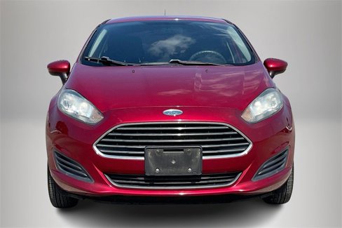 Used 2017 Ford Fiesta SE image 2