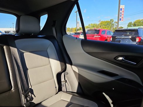 Used 2021 Chevrolet Equinox Premier image 21