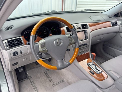 Used 2005 Lexus ES 330 image 12