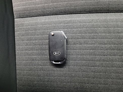 Used 2020 Kia Soul S image 32