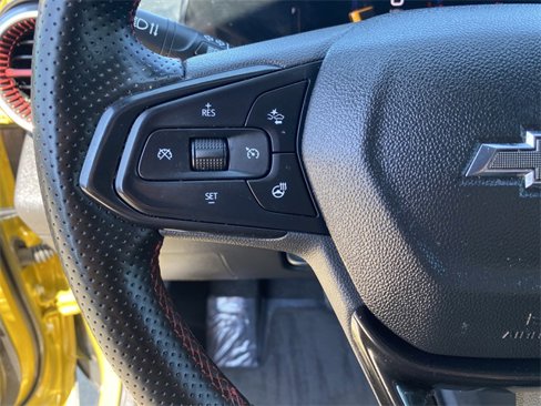 Used 2024 Chevrolet Trax RS w/ Sunroof Package image 38